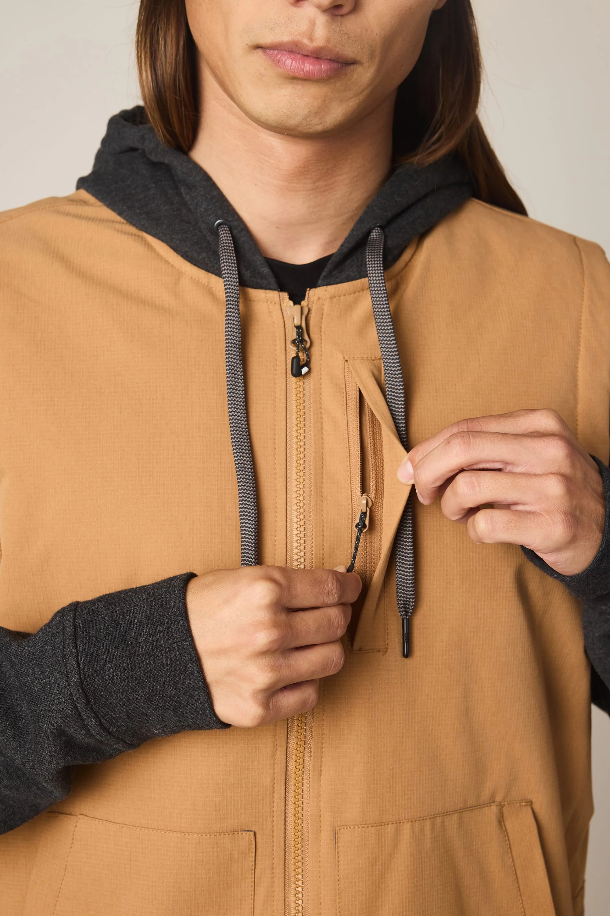 686 Men's Merge Quilted Hoody - Image 3