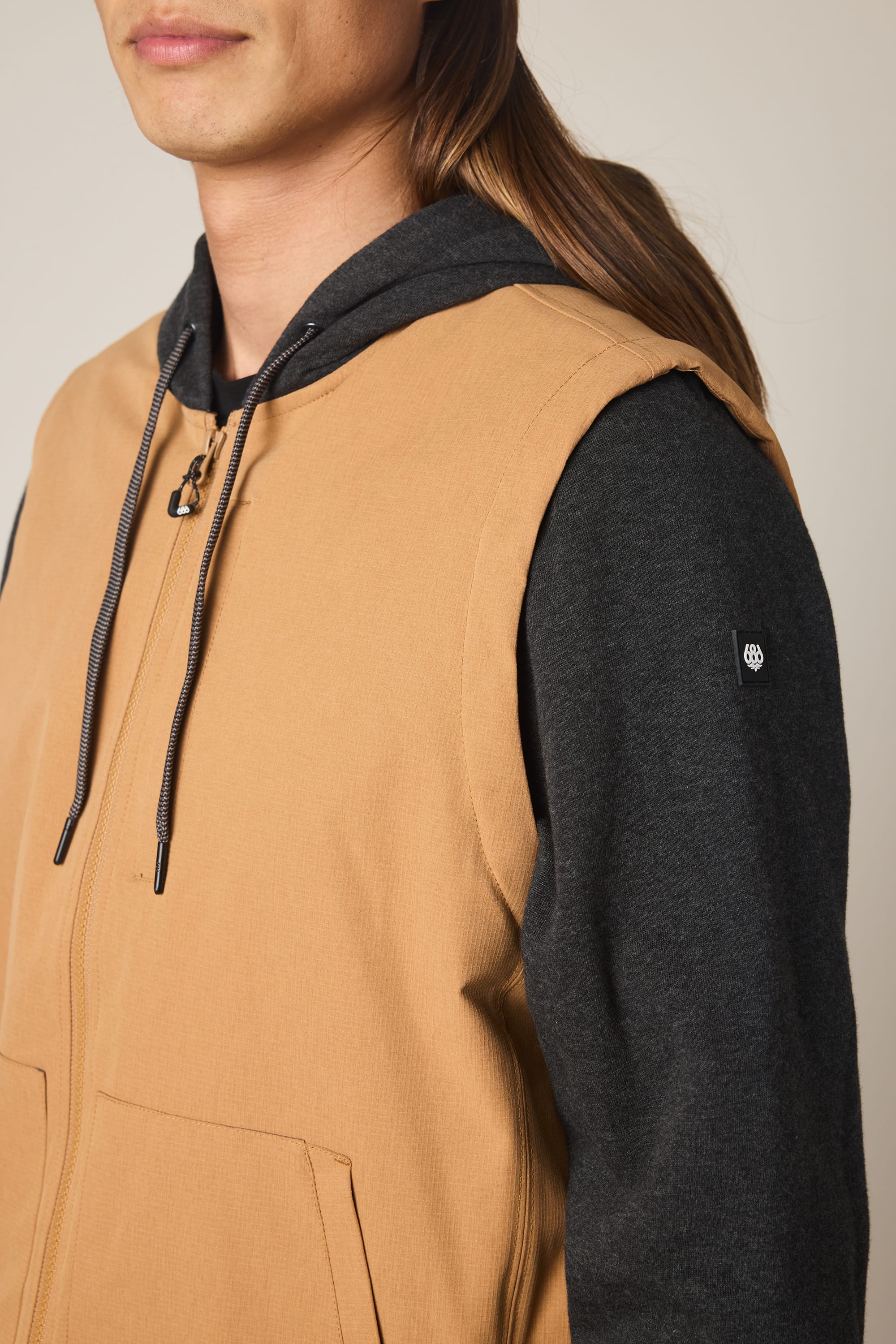 686 Men's Merge Quilted Hoody - Image 4