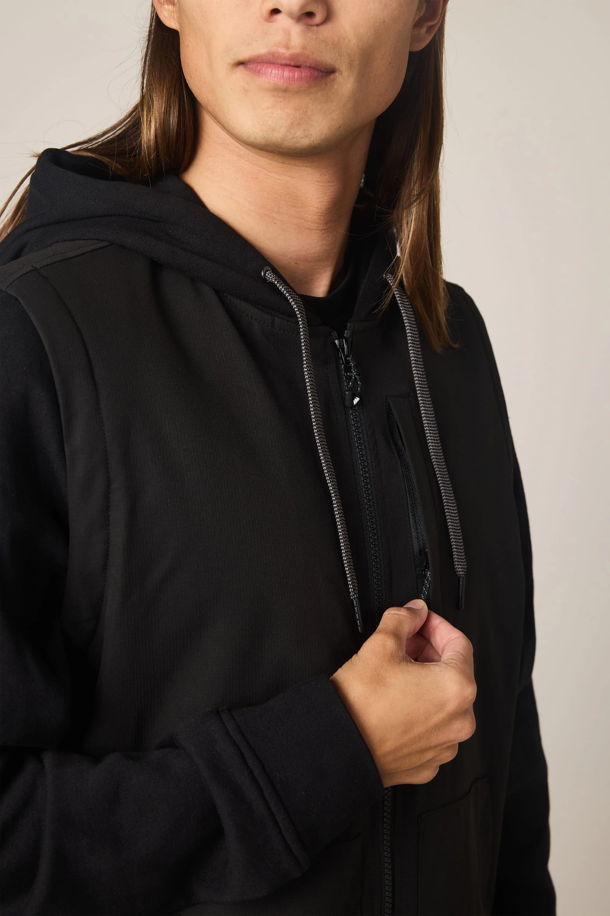 686 Men's Merge Quilted Hoody - Image 9